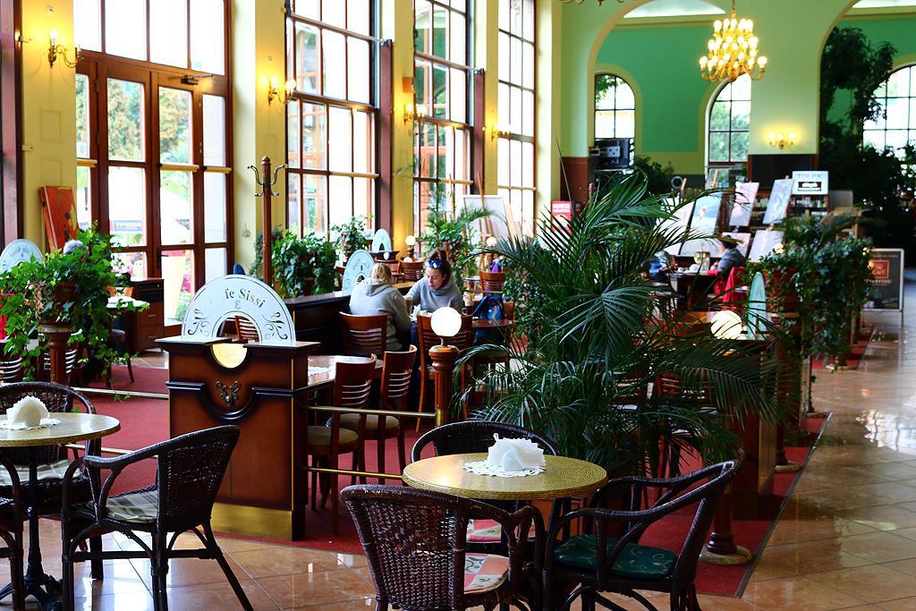 Polonia Hotel Kudowa Zdroj Ngoại thất bức ảnh