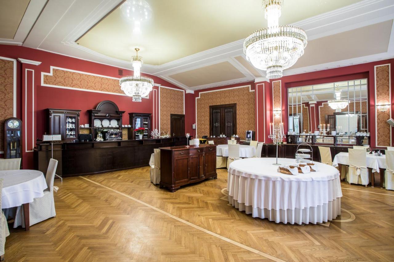 Polonia Hotel Kudowa Zdroj Ngoại thất bức ảnh